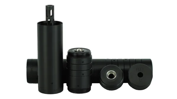 Tłumik Schultz&Larsen S&L Superdome Tłumik Sultz&Larsen Superdome Superdome jest dostępny w różnych wariantach, w zależności od kalibru i skoku gwintu. Pasuje do wszystkich karabinów o średnicy do Ø20,5 mm. Zadzwoń zapytaj o dostępność wariantu do twojej broni Tłumik Schultz&Larsen S&L Superdome